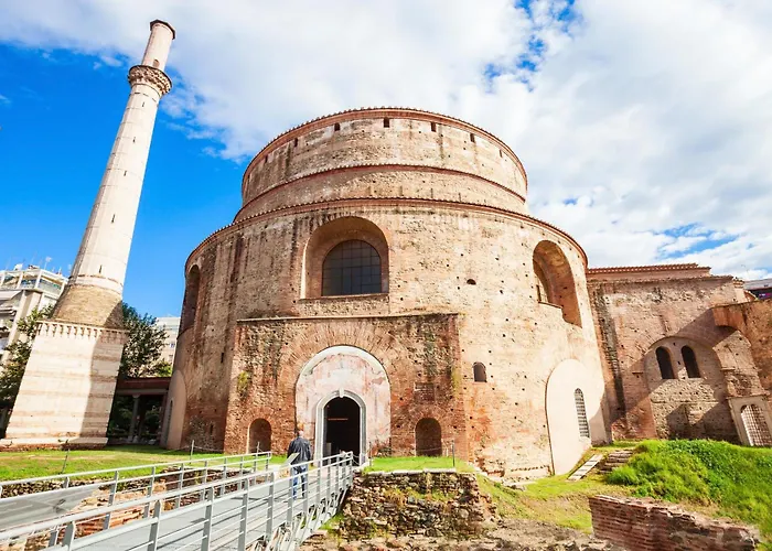 Apartamento Stylish 2br With Balcony & Work Space