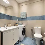 Stylish 2br With Balcony & Work Space * Thessaloniki