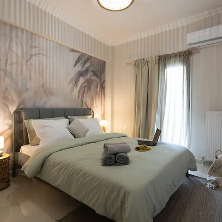 Stylish 2br With Balcony & Work Space Apartament Saloniki