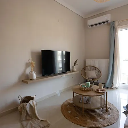 Stylish 2br With Balcony & Work Space *