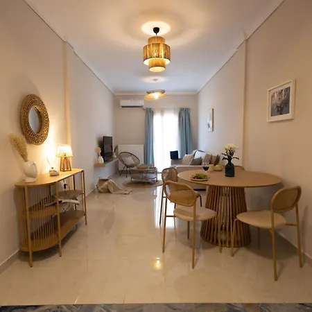Apartament Stylish 2br With Balcony & Work Space *